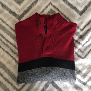 AMERICAN EAGLE SWEATER